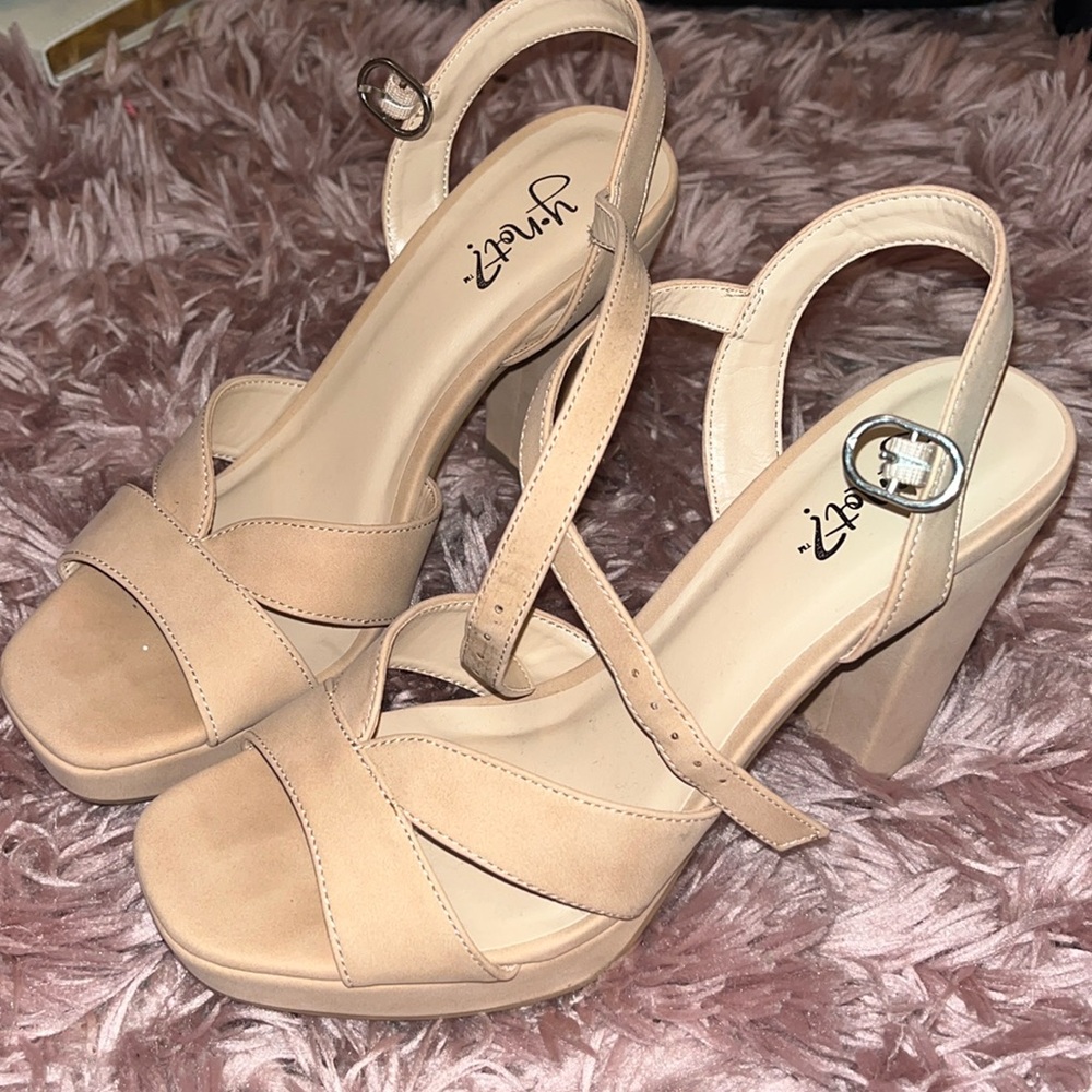 Tan Heels Slightly used